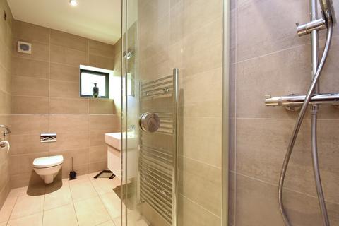 Flat 1, Red Tree Apartments Bickley Park Road, Bromley, BR1 2BE