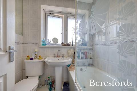 54 Grange Road, Romford, RM3 7DX