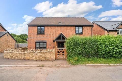 4 bedroom detached house for sale, Gorsley,  Herefordshire,  HR9