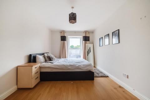 1 bedroom flat for sale, Bracknell,  Berkshire,  RG12