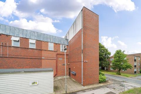 1 bedroom flat for sale, Bracknell,  Berkshire,  RG12