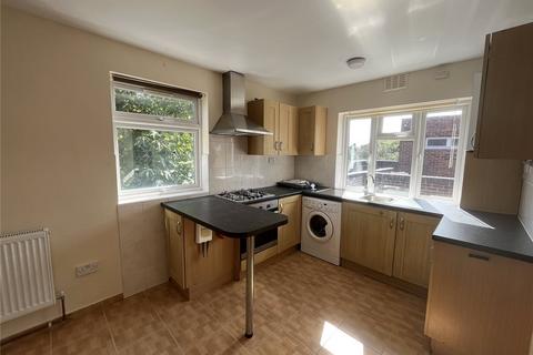 4 bedroom apartment to rent, High Street, Shepperton, Surrey, TW17