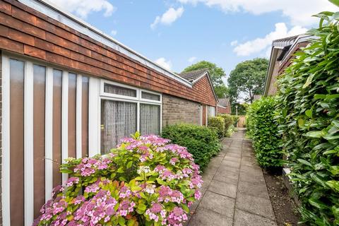 3 bedroom bungalow for sale, Morkyns Walk, Alleyn Park, Dulwich, London, SE21