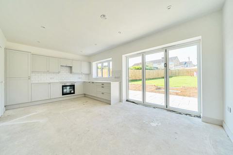 4 bedroom detached house for sale, Pool Road, South Gloucestershire BS15