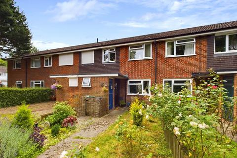 3 bedroom terraced house for sale, Estover Way, Chinnor