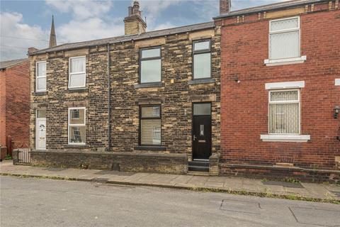 3 bedroom terraced house for sale, Wycliffe Street, Ossett, West Yorkshire, WF5