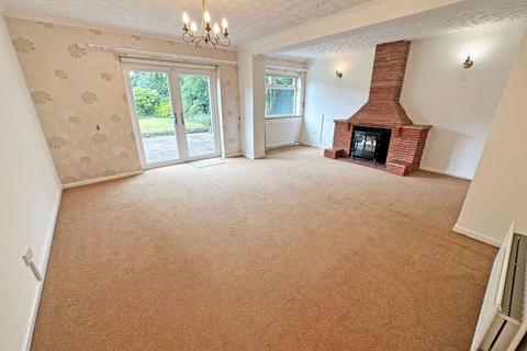 3 bedroom detached house for sale, New Road, Hollywood, B47 5ND