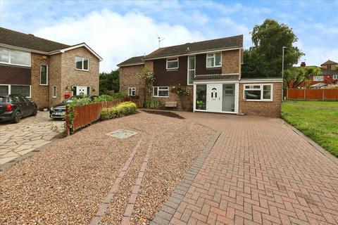 5 bedroom detached house for sale, Helsby Road, Lincoln