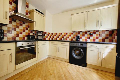2 bedroom flat for sale, Hazelmoor, Hebburn, Tyne and Wear, NE31 1DH