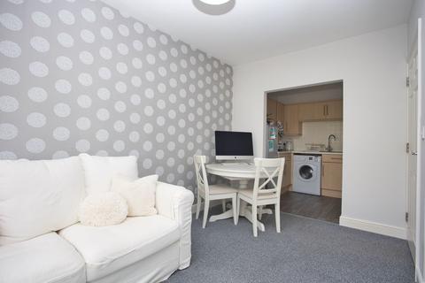 1 bedroom apartment to rent, Bournemouth Gardens, Folkestone, CT19