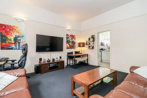 1 bedroom flat for sale, Elizabeth House, Anglian Close, Watford, WD24