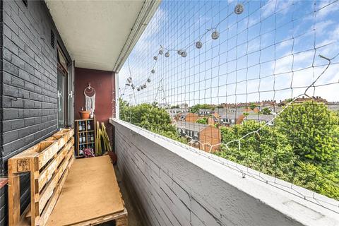 3 bedroom apartment for sale, Reddington House, Priory Green, London, N1