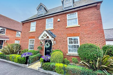 5 bedroom detached house for sale, Aginhills Drive, Monkton Heathfield, Taunton