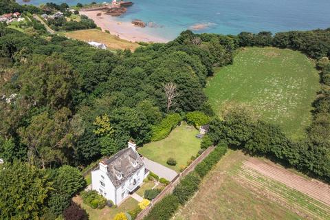 Le Mont De La Crete, St. Martin, Jersey