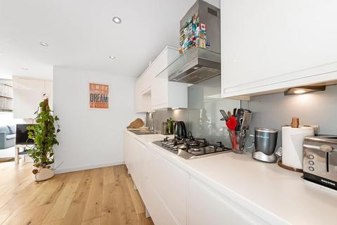 2 bedroom apartment for sale, Mosslea Road, Penge, London, SE20