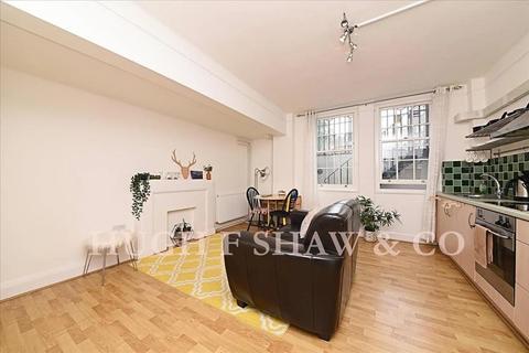 Studio to rent, Ivor Court, Gloucester Place, London, NW1
