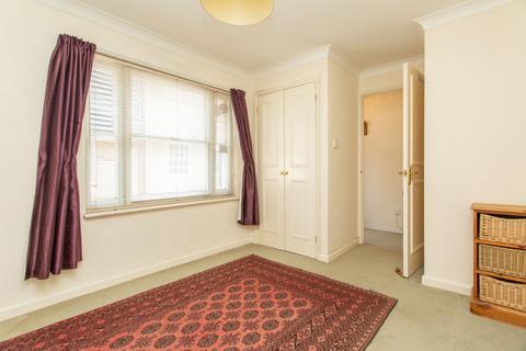 1 bedroom flat for sale, St. Radigunds Street, Canterbury, CT1