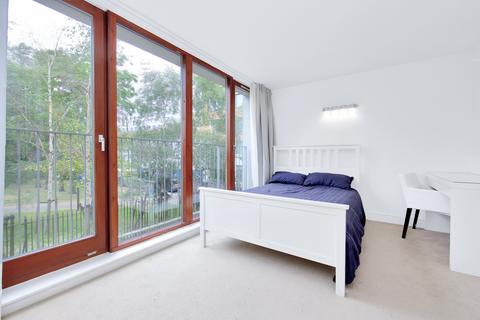 3 bedroom duplex to rent, Naylor Building East, 15 Adler Street, London, E1
