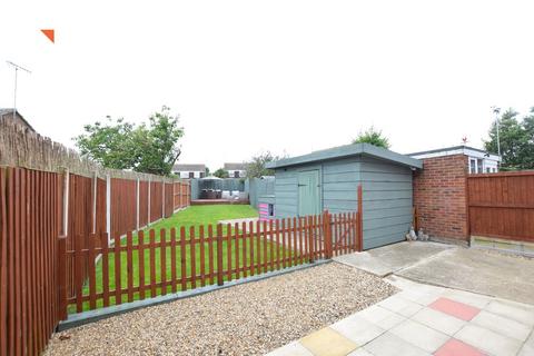 3 bedroom semi-detached house for sale, Becontree Close, Clacton-on-Sea