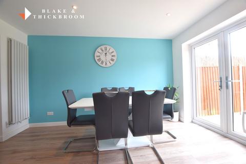 8 Becontree Close, Clacton-on-sea, CO15 4UR