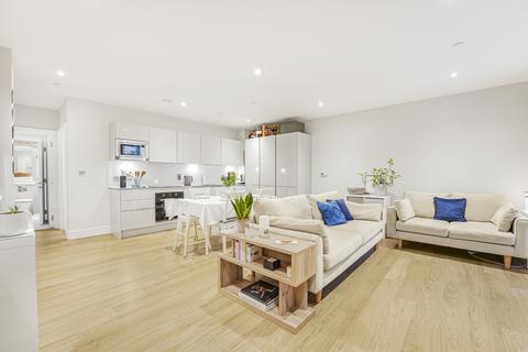 2 bedroom apartment for sale, at Keel Apartments, Greyhound Parade, London SW17