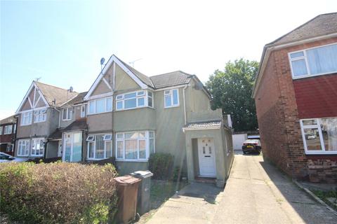 3 bedroom end of terrace house to rent, Ballards Road,, Dagenham, RM10