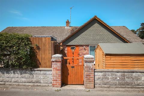 3 bedroom bungalow for sale, Adrian Close, Bideford, EX39