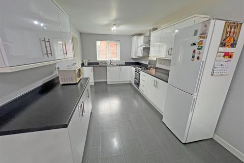 4 bedroom detached house for sale, Boundary Close, Scraptoft, Leicester, LE7 9TR