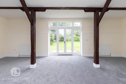 2 bedroom barn conversion for sale, Manor Farm Cottages, Wymondley Road, Willian, SG6 2AH