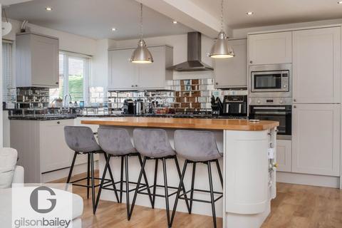 19 Ropes Walk, Blofield, Norwich, NR13 4JB