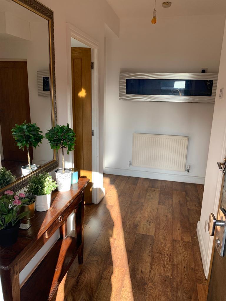 Spacious Luxurious Modern Flat share in Hackney