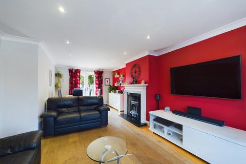 3 bedroom semi-detached house for sale, Compton Avenue, Reading, Reading, RG31