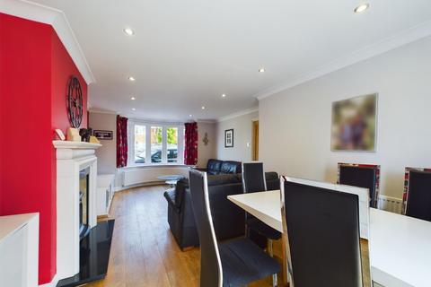 3 bedroom semi-detached house for sale, Compton Avenue, Reading, Reading, RG31