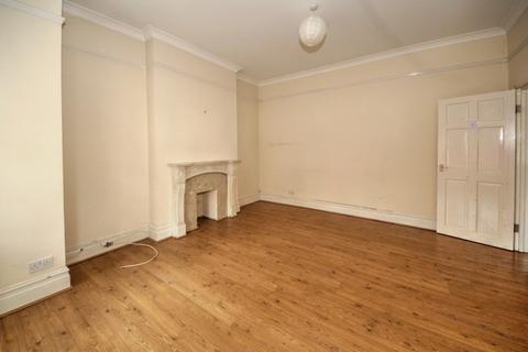 1 bedroom semi-detached house to rent, Brownlow Road, London, N11