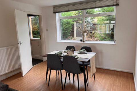 undefined, 28 Woodbridge Green, Woodbridge Green LS6