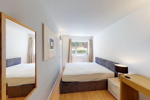 3 bedroom apartment to rent, Greenroof Way, London, SE10