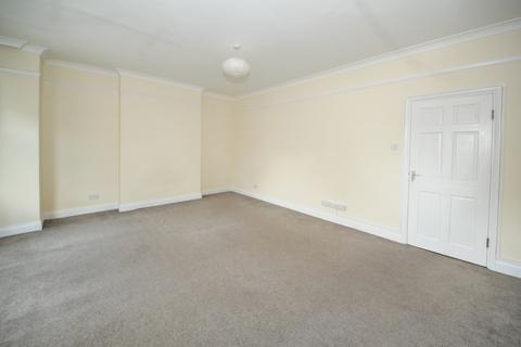 1 bedroom semi-detached house to rent, Brownlow Road, London, N11