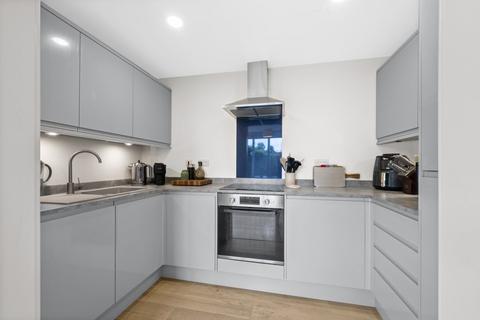 1 bedroom apartment to rent, Cottenham Drive, Wimbledon