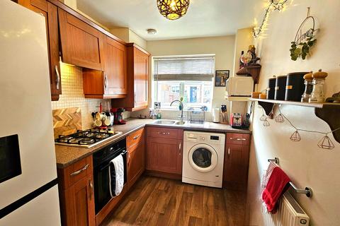 2 bedroom ground floor maisonette for sale, Millrise Road, Mansfield, NG18