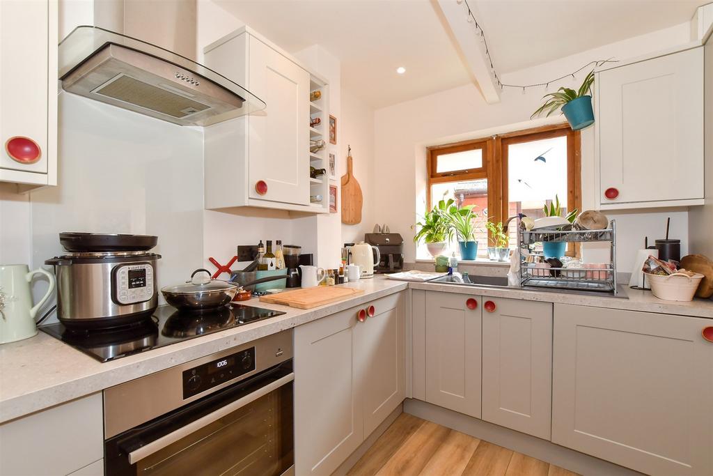 Kitchen/ Breakfast Room
