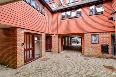 2 bedroom maisonette for sale, Cliffe High Street, Lewes, East Sussex