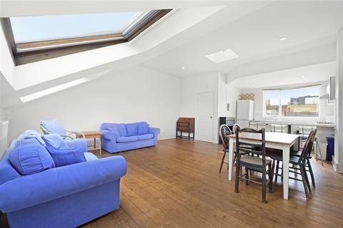 1 bedroom flat for sale, Shipka Road, SW12