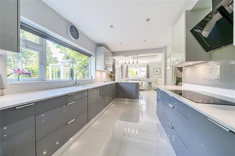 5 bedroom detached house for sale, Park Road, Surrey GU15