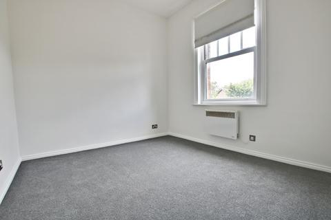 Flat 3, 2 Hawes Road, Bromley, BR1 3JR
