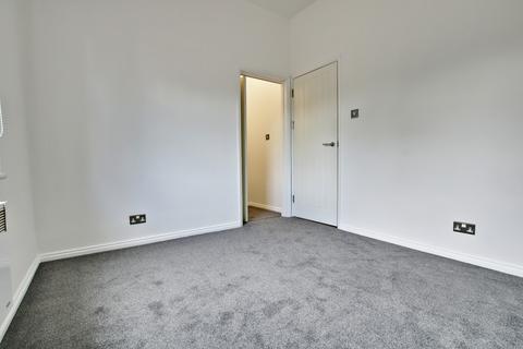 Flat 3, 2 Hawes Road, Bromley, BR1 3JR