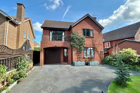 3 bedroom detached house for sale, Stockenhill Road, Leominster HR6