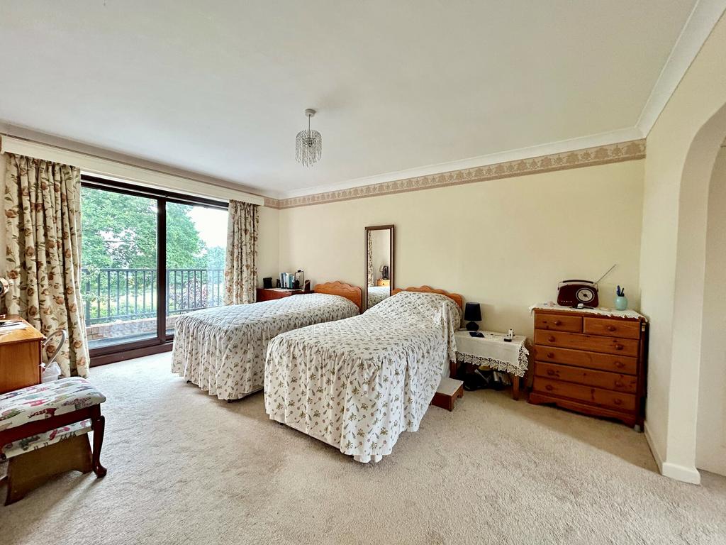 Bed 1
