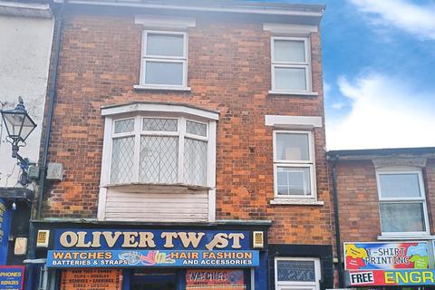 3 bedroom flat for sale, High Street, Skegness PE25