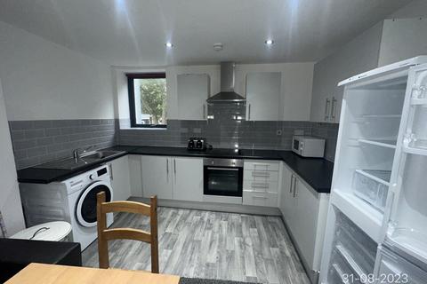 3 bedroom terraced house to rent, Albany Road, Cathays, Cardiff