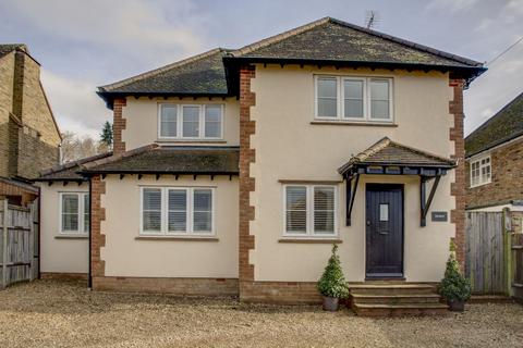 4 bedroom detached house for sale, Bottom Lane, Seer Green, HP9